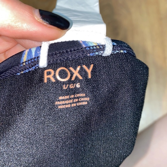 Roxy bikini bottoms - Picture 3 of 3